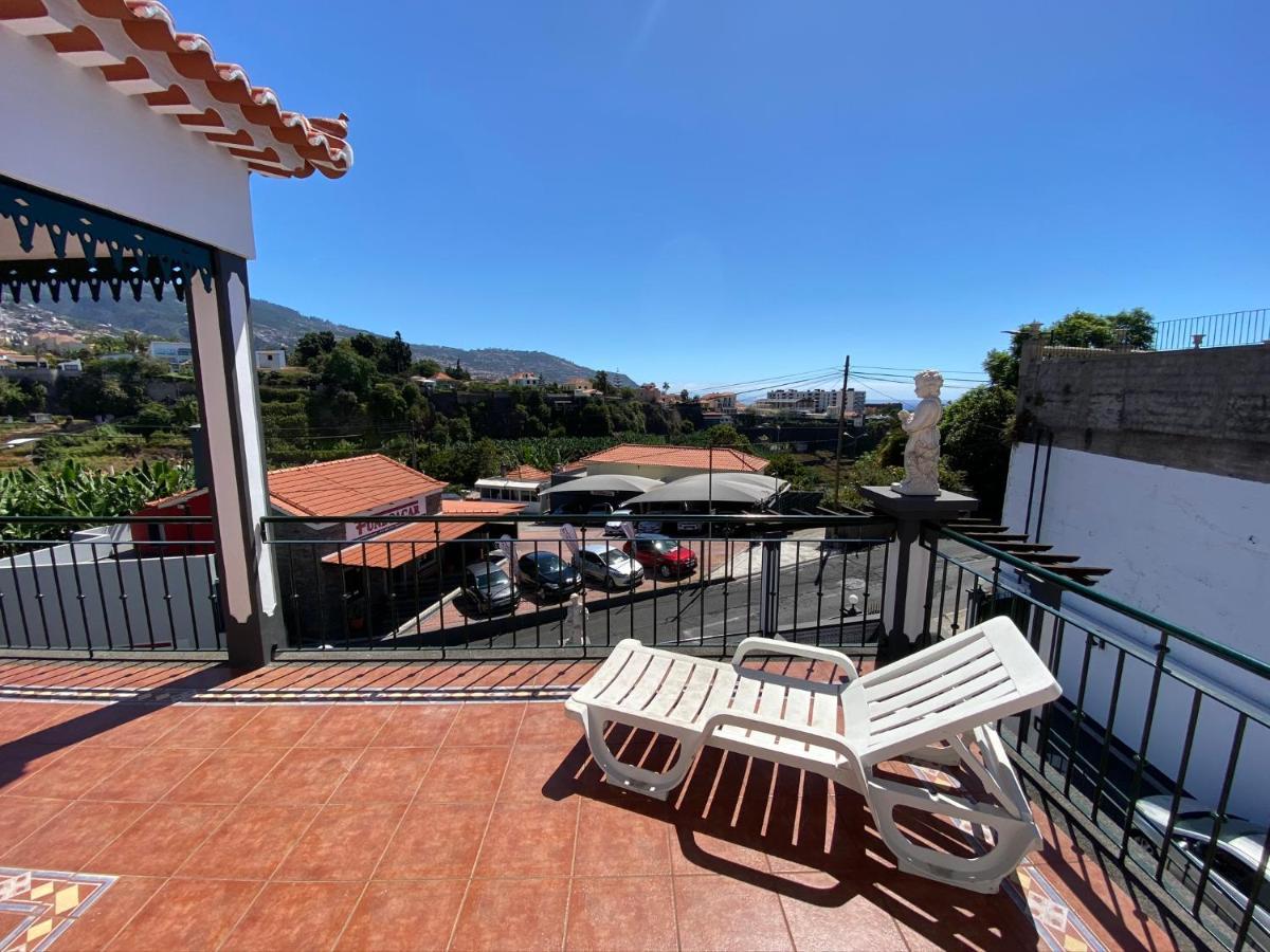 Classic Tranquil Madeiran 4-Bedroom Villa Funchal エクステリア 写真