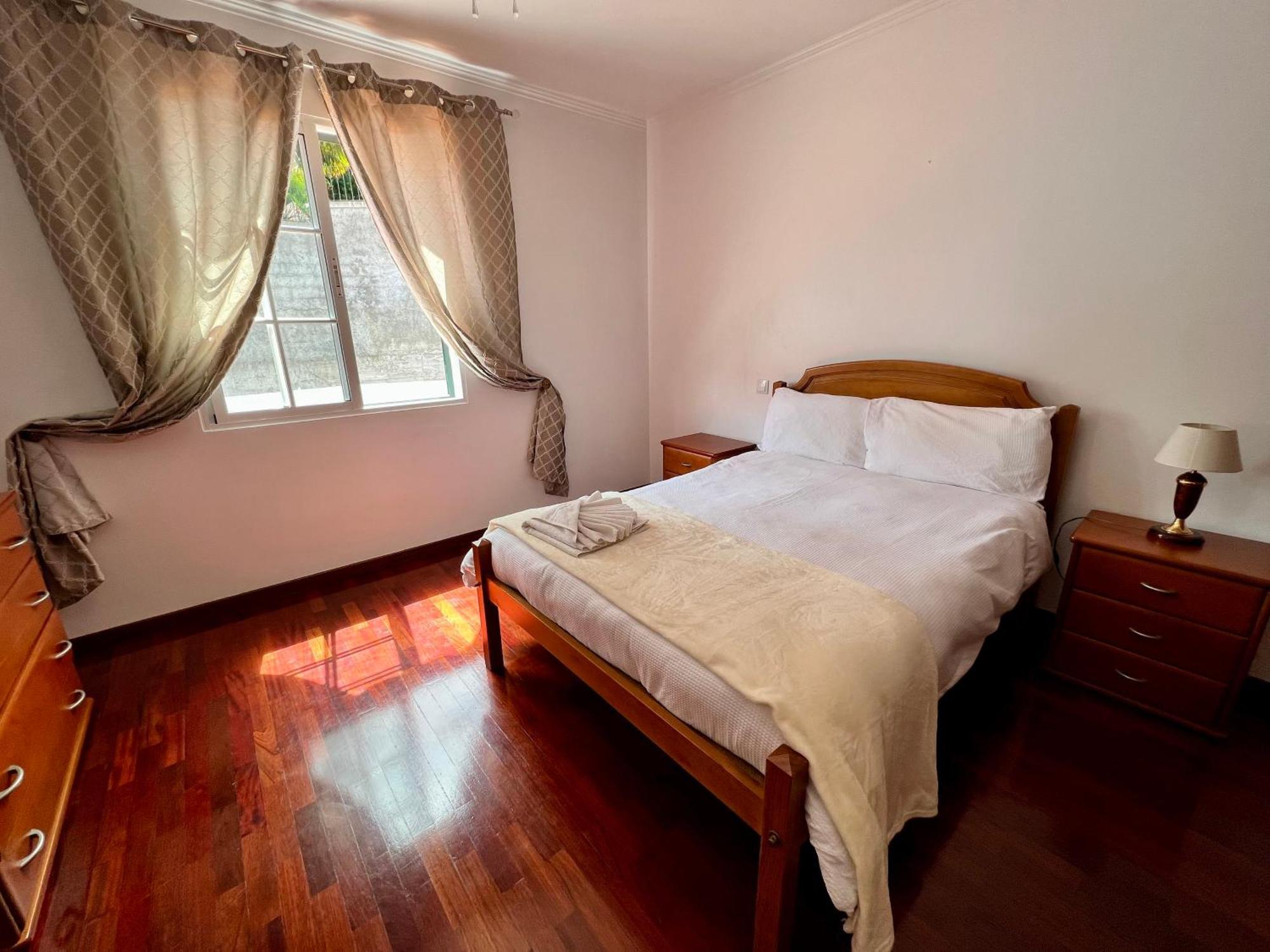 Classic Tranquil Madeiran 4-Bedroom Villa Funchal エクステリア 写真