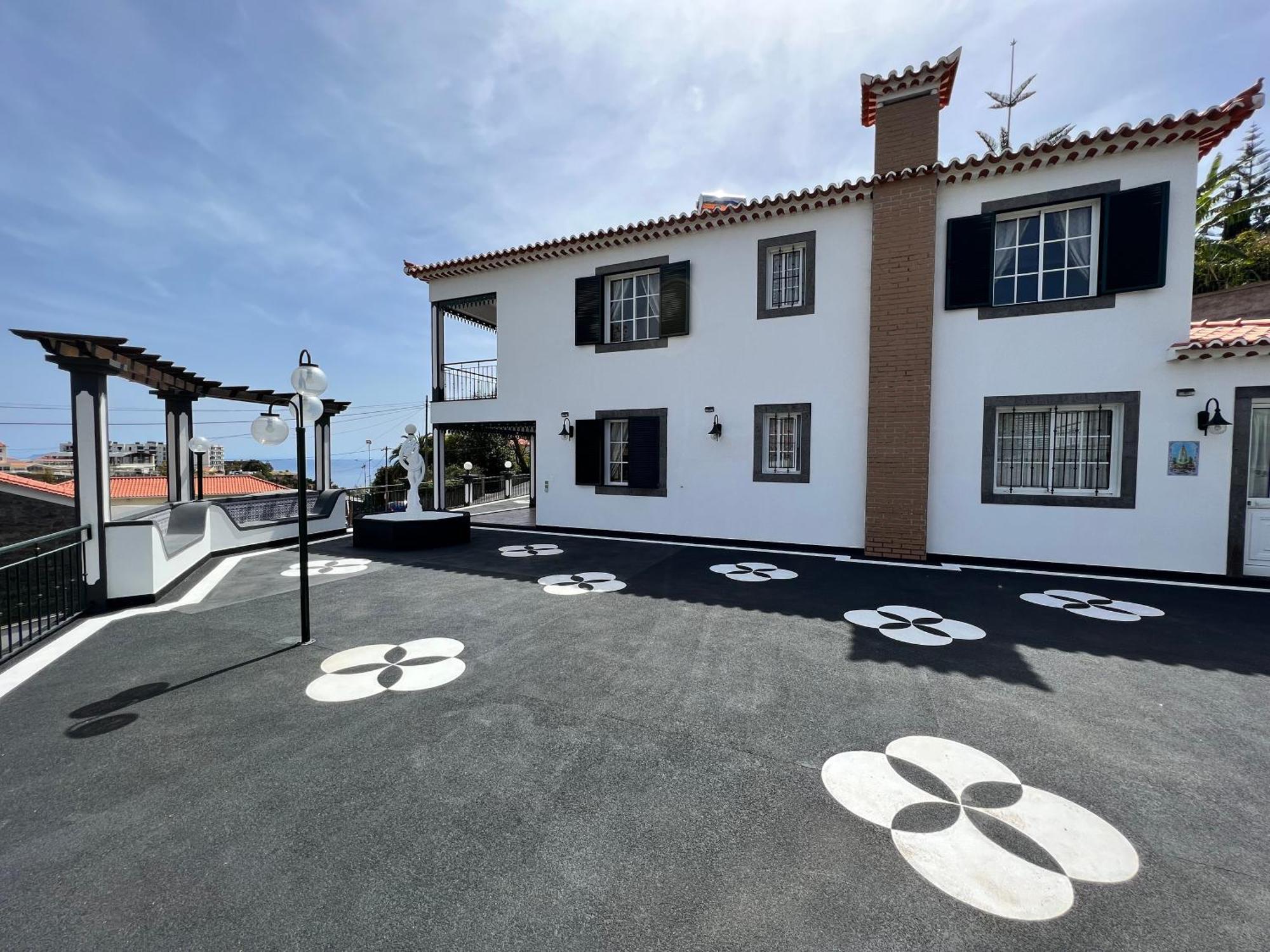 Classic Tranquil Madeiran 4-Bedroom Villa Funchal エクステリア 写真