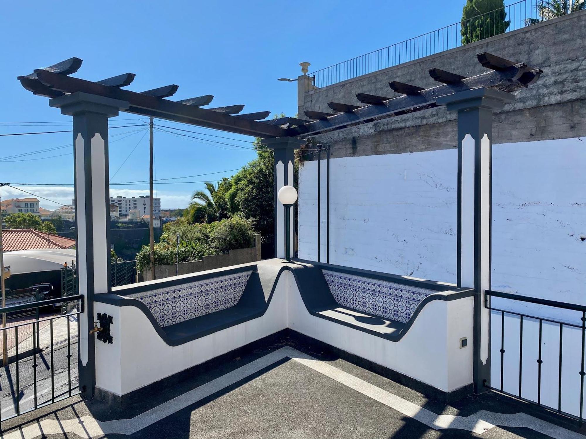 Classic Tranquil Madeiran 4-Bedroom Villa Funchal エクステリア 写真